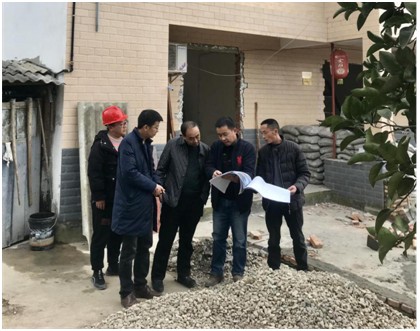 文/图)11月26日,广汉市财政局总会计师肖宏带领工作组到广汉市金鱼镇