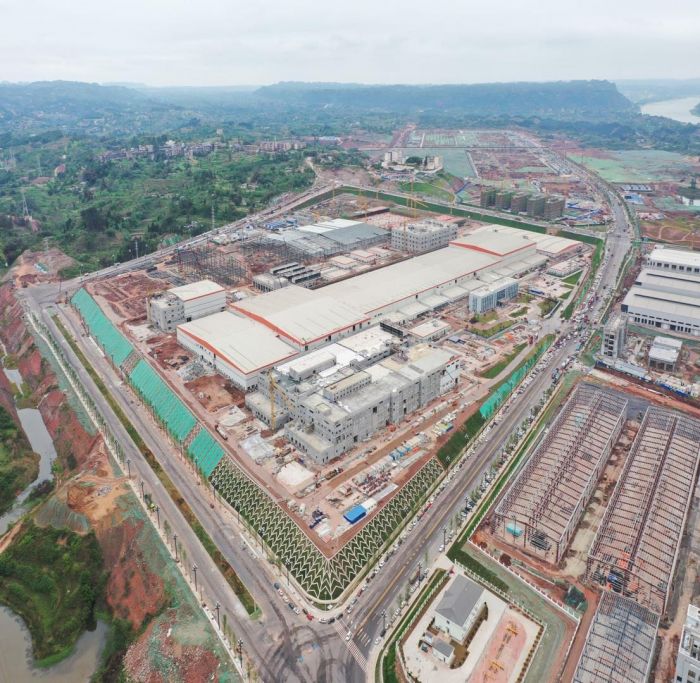 建设中的四川时代182GWh动力电池生产基地