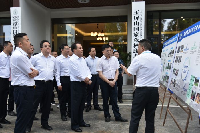 5月10日——11日，全省国家储备林建设工作会议在我县召开。 (11).JPG