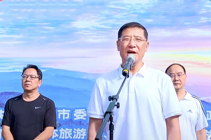 龚德勤宣布活动开始