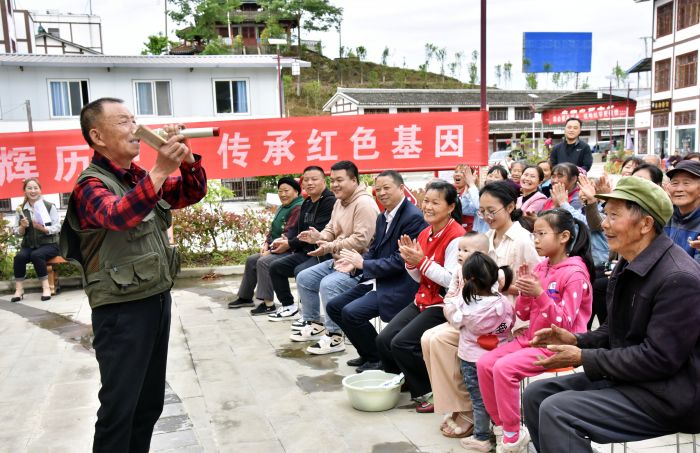 “朝天知客说党史巡回宣讲活动“现场.jpg
