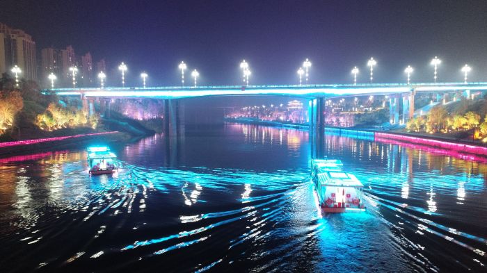 恩阳船说夜景.JPG