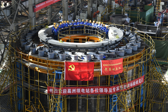 葛洲坝改造首台机组导水机构通过验收.png
