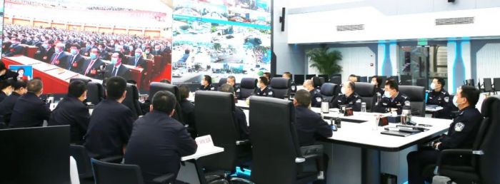 德阳全市公安机关组织收听收看党的二十大开幕会.jpg
