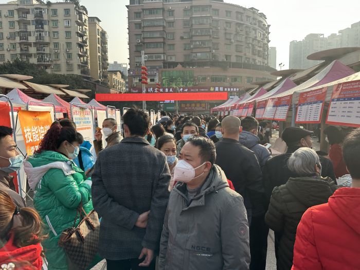 招聘会现场 (2).jpg