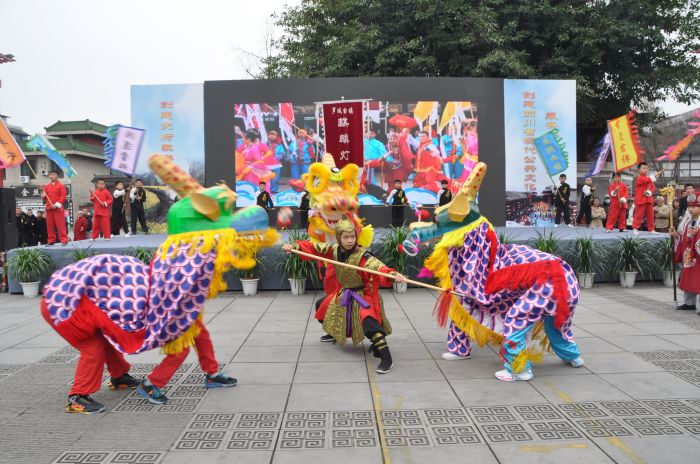 麒麟灯表演