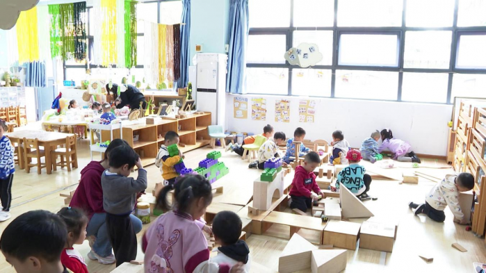 乐山高新区实验幼儿园学生开展教学活动