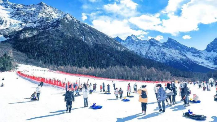 鹧鸪山滑雪场