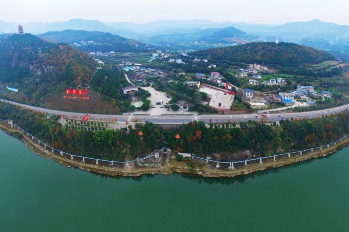 红军渡景区全貌（刘徽  摄）.jpg