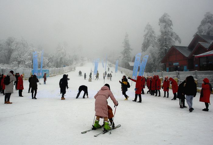 雷洞坪滑雪场_看图王