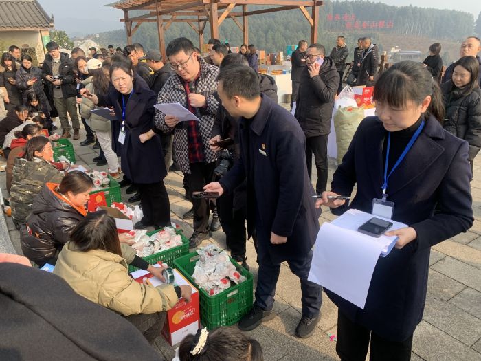 “装得好”比赛现场.jpg