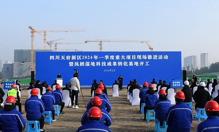 cfe7fee0-a3c4-4efd-b35c-fcf481dbcbbb.jpg