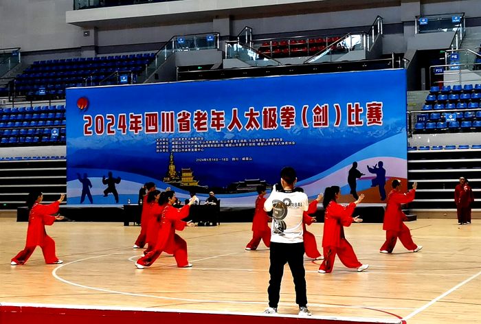微信图片_20240515221442_副本.jpg