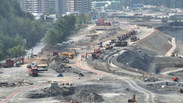 道路抢通与基础设施抢修.JPG