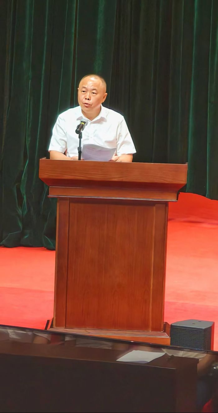 李大江.jpg