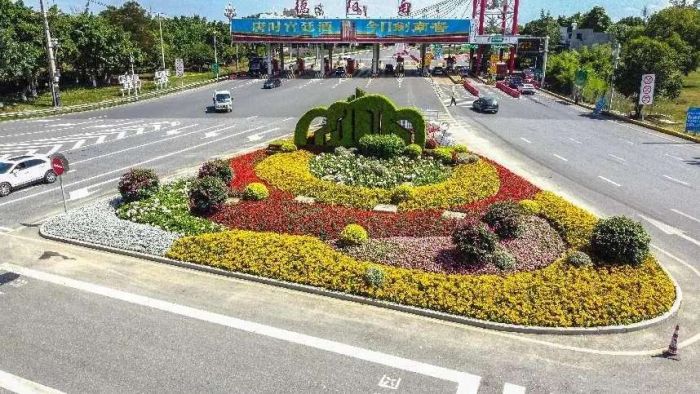 城市中植绿 生活中添景色——德阳发布园泛亚电竞林绿化亮眼“成绩单”(图1)