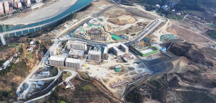 正在建设中的金堆新区.jpg