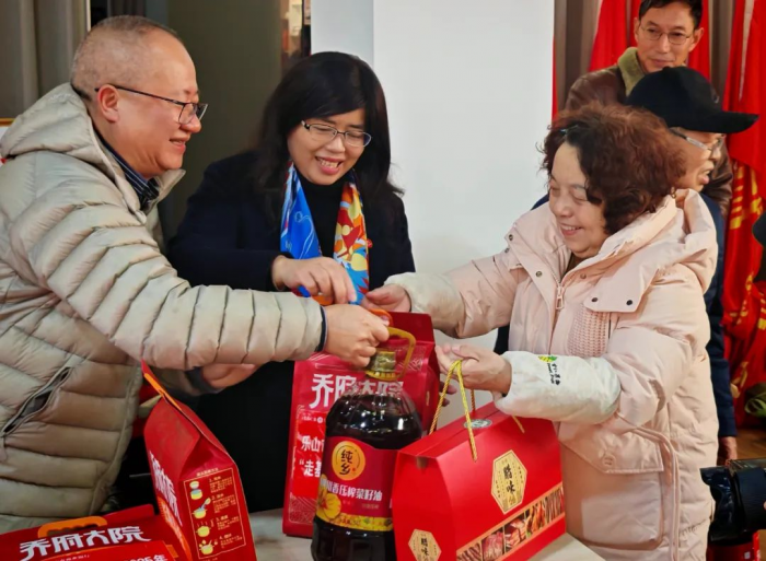 慰问现场2