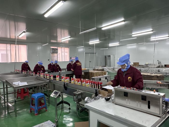 剑蜀食品有限公司生产车间.jpg
