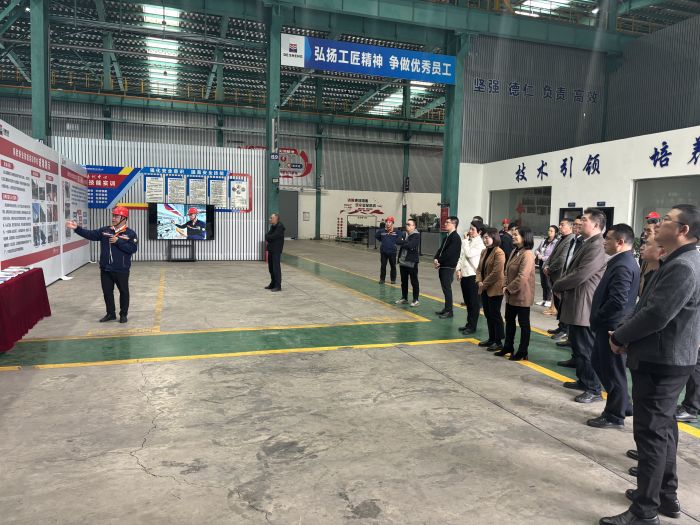 观摩四川德胜员工培训中心