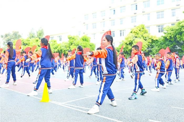 2fbac64f-fad0-4622-b8d2-0472ca2587eb.jpg