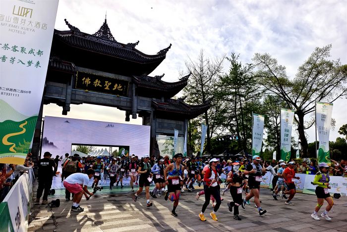 微信图片_20250419100459_副本.jpg