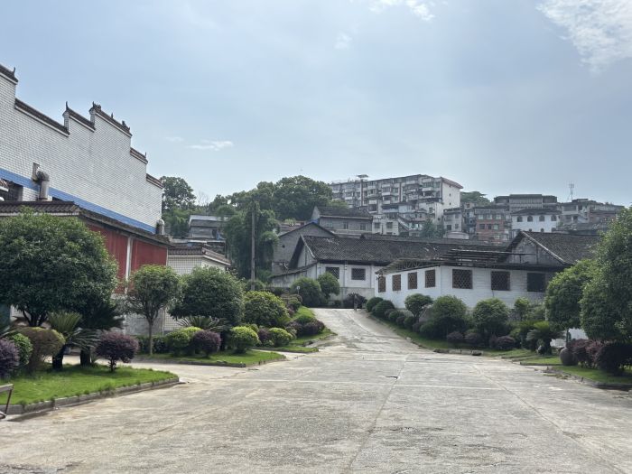 敬师酒业一角2