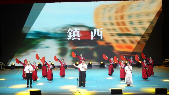 3.音乐情景剧《五里蒿的故事多》（2）.JPG