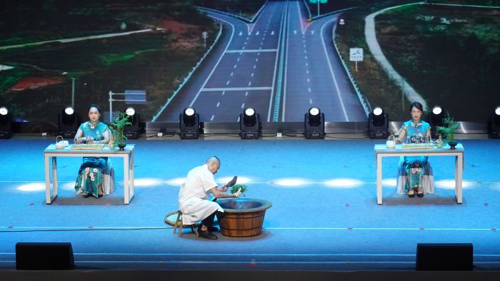 7.茶艺表演《茶乡茶韵》.JPG