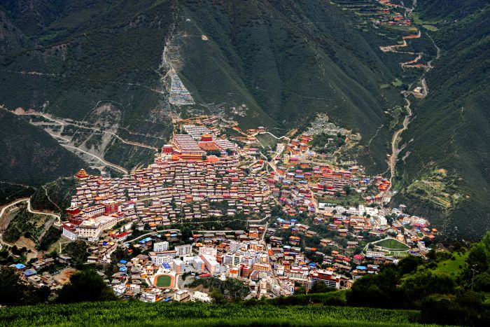 白玉县城.jpg