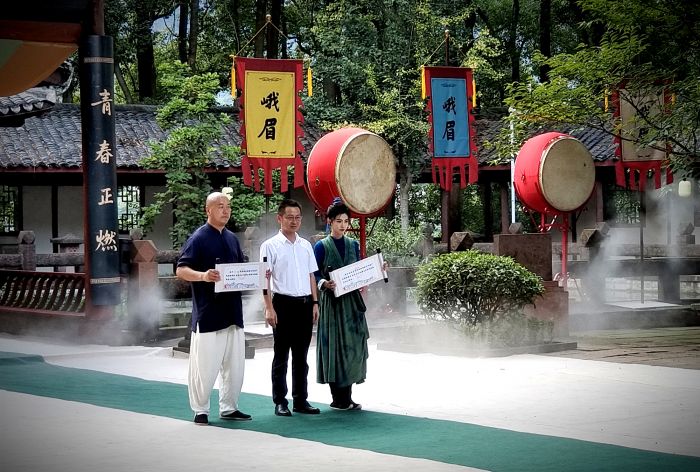 微信图片_2025-08-22_224905_613_副本