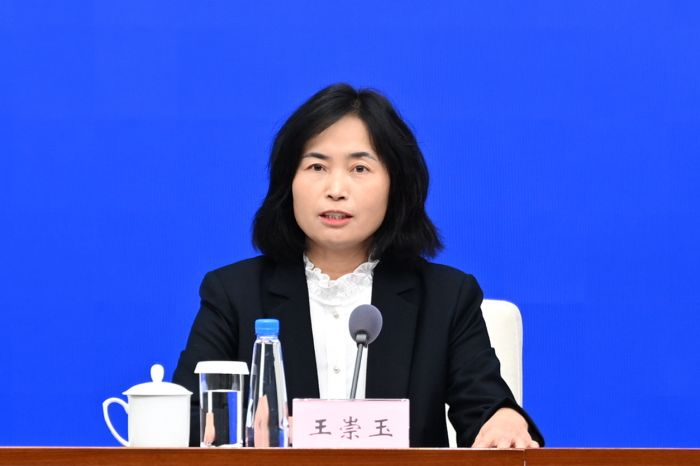 王崇玉.jpeg