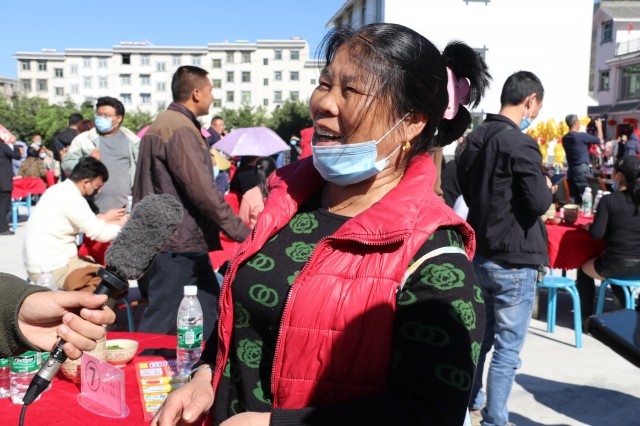 日子越过越红火.jpg