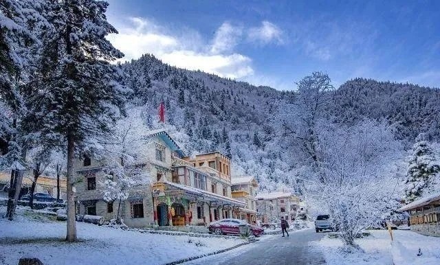 冰雪季的羊茸哈德.jpg