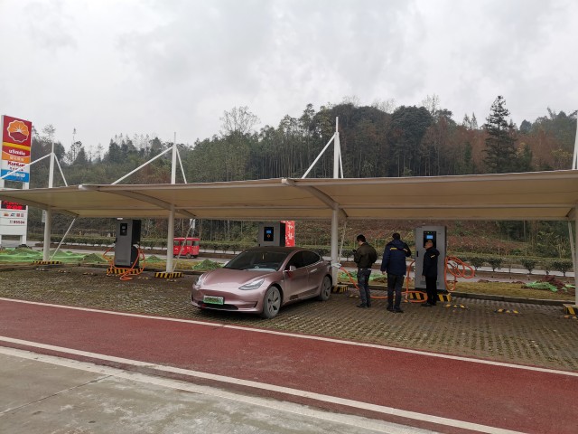 FZ1004763968_A308988.jpg