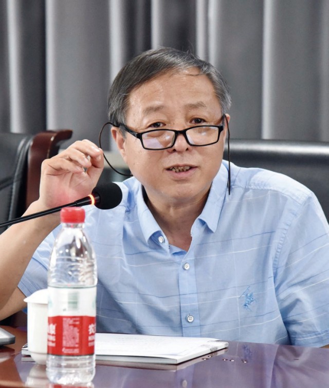 张殷勤.png