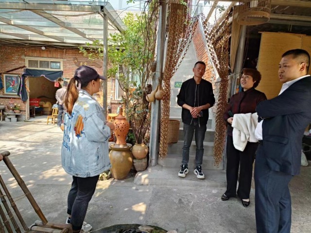 人大代表进社区 (2).png